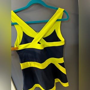 Susan Lucci sports top navy blue & neon green size S